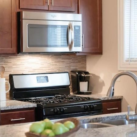 Cozy & Stylish 2Br Apt Near O'Hare Int'L Airport - Central Cozy Dunning Exterior photo