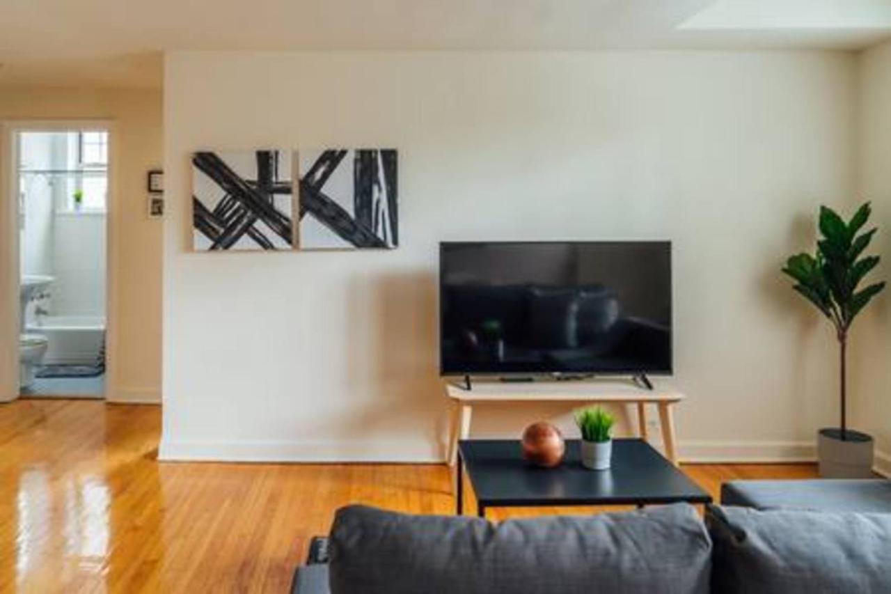 Cozy & Stylish 2Br Apt Near O'Hare Int'L Airport - Central Cozy Dunning Exterior photo